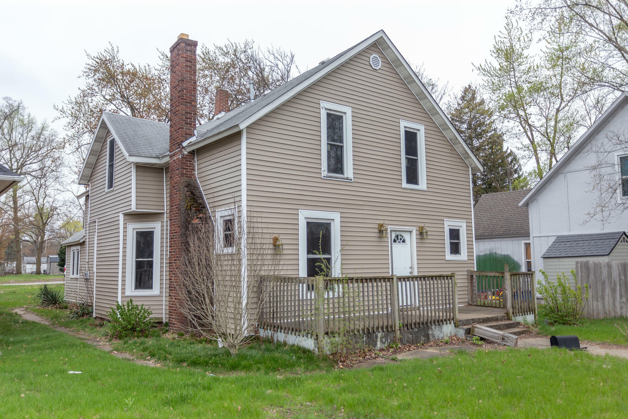 Property Photo: 1617 E Michigan Boulevard IN 46360