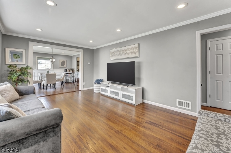 Property Photo: 715 Loretta Ter NJ 07062