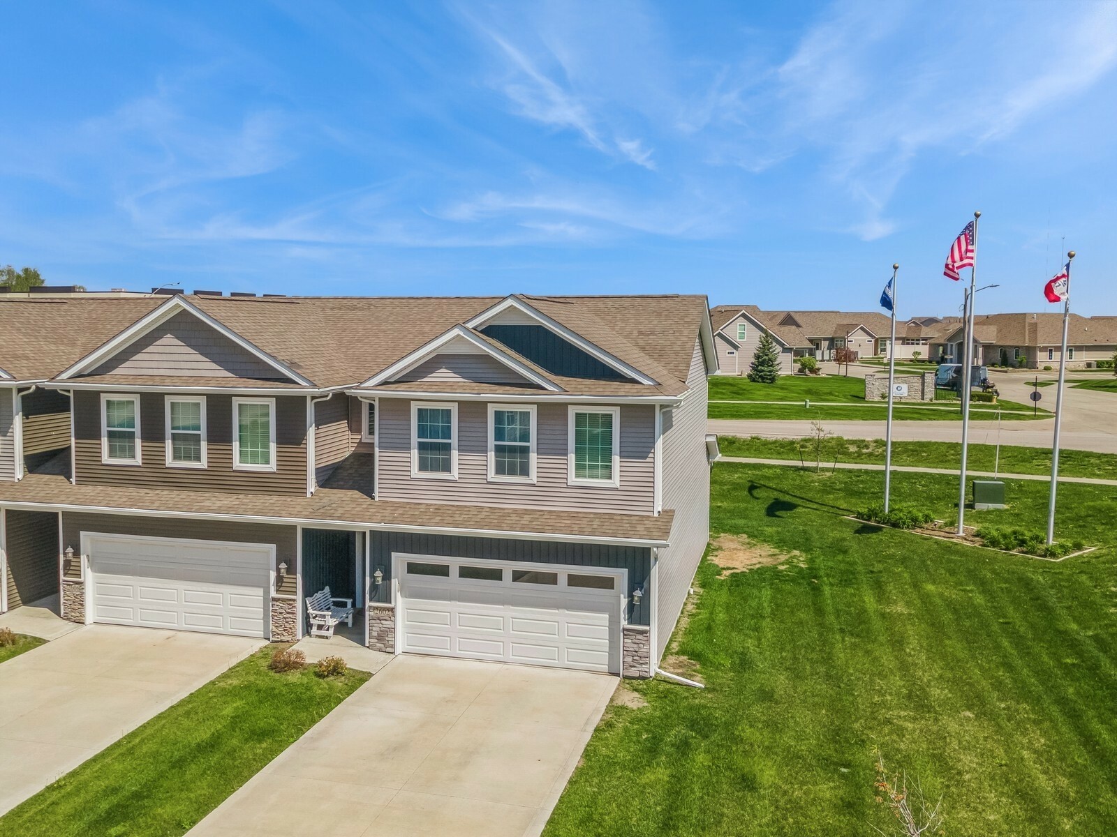 Property Photo: 2602 NW 35th Lane IA 50023