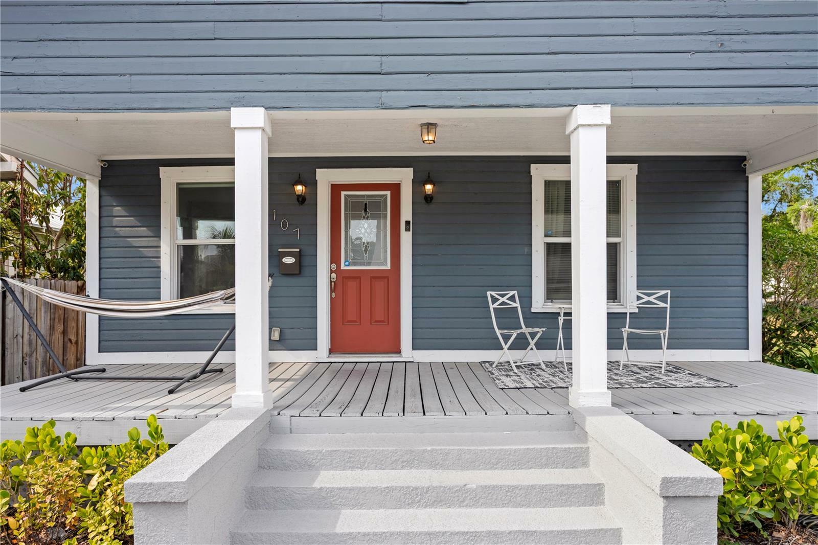 Property Photo: 107 W Amelia Avenue FL 33602