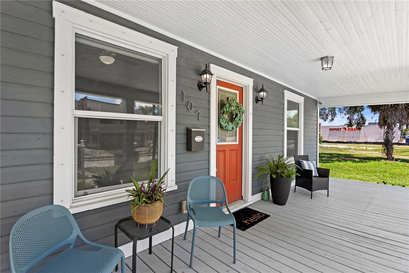 Property Photo: 107 W Amelia Avenue FL 33602