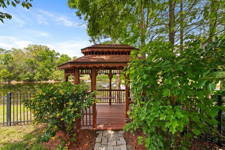 Property Photo:  14037 Fairway Willow Lane  FL 34787 