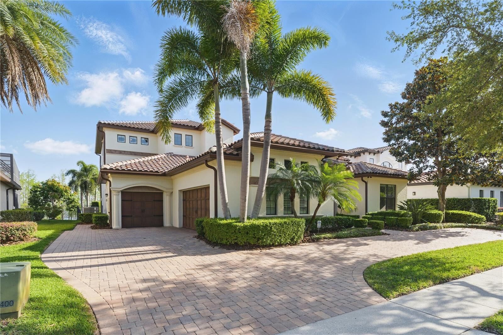 Property Photo:  7624 Pointe Venezia Drive  FL 32836 