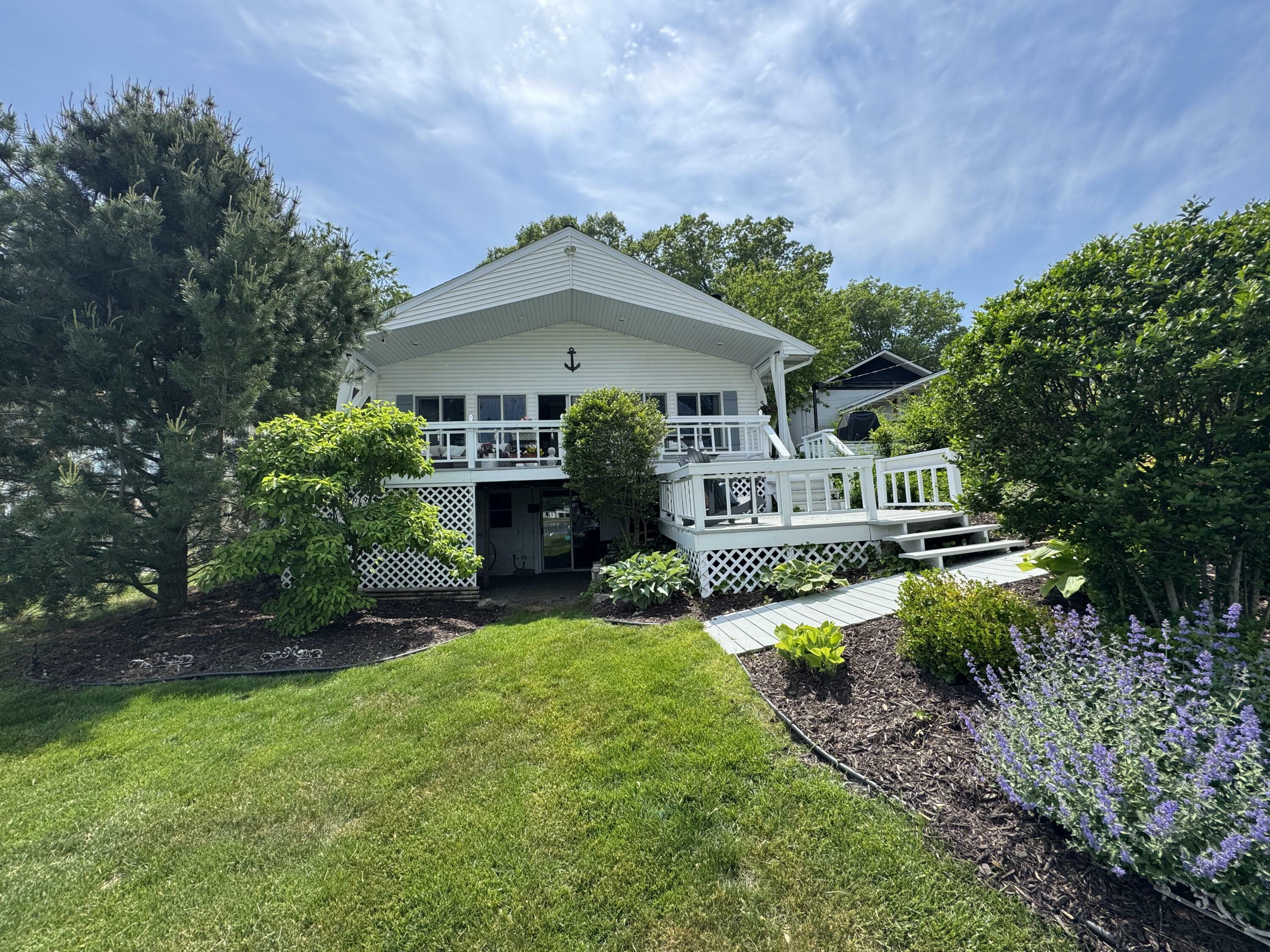 16933 Royal Lane  Spring Lake MI 49456 photo