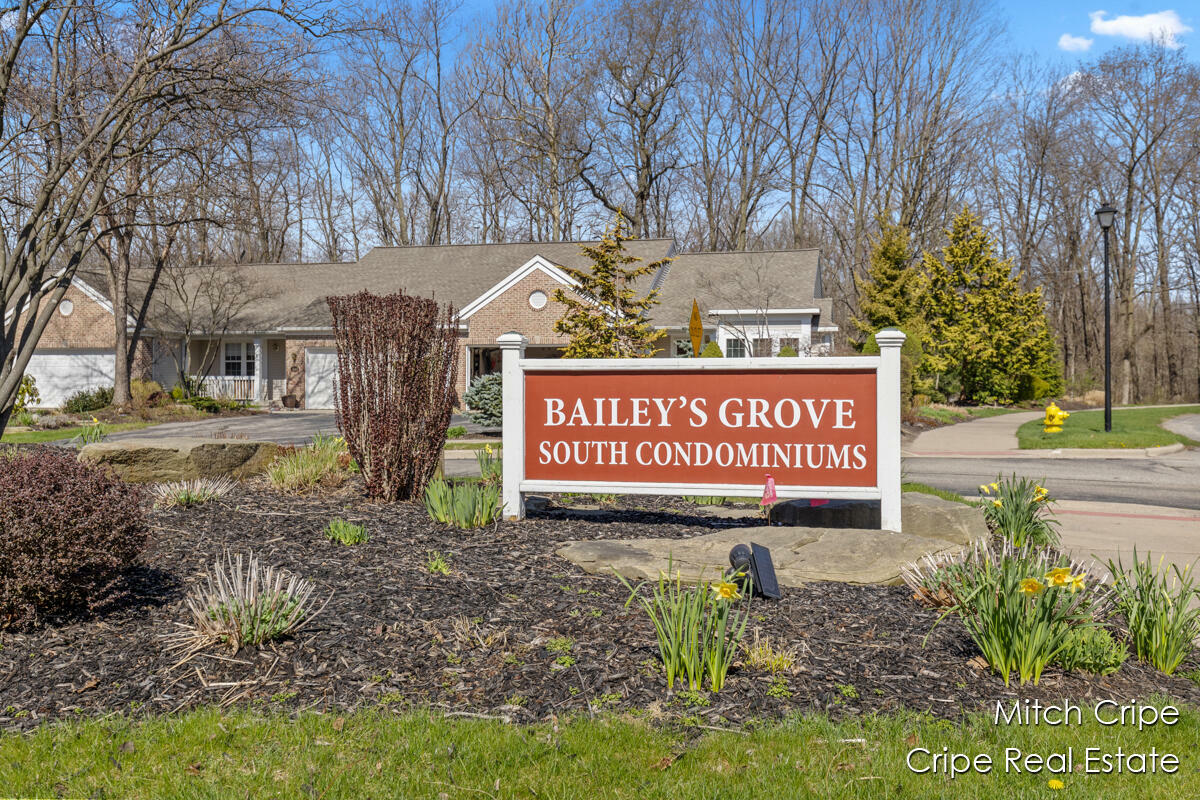 Property Photo:  5923 W Lyn Haven Drive SE  MI 49512 