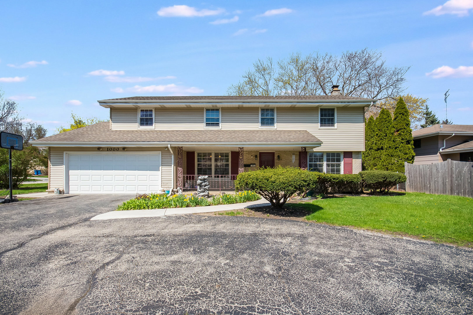 Property Photo: 1000 N Westgate Road IL 60056