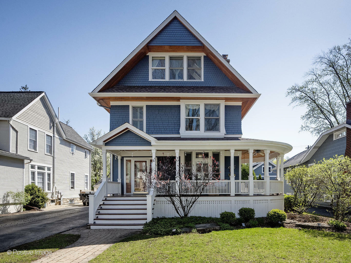 Property Photo:  419 S Ashland Avenue  IL 60525 