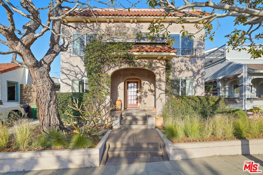 Property Photo: 236 S 5th Avenue CA 90291