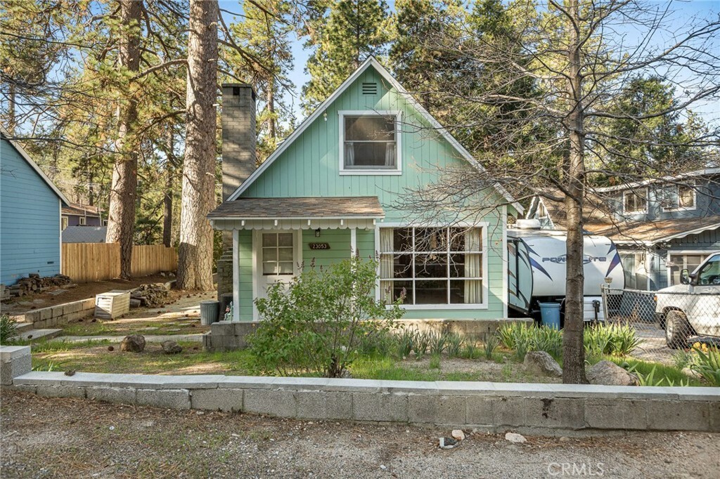 Property Photo: 23053 Pine Lane CA 92325
