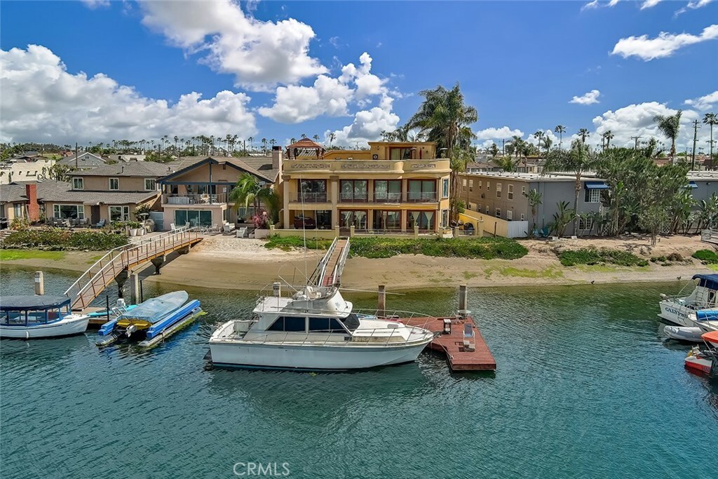 Property Photo: 5455 E Sorrento Drive CA 90803