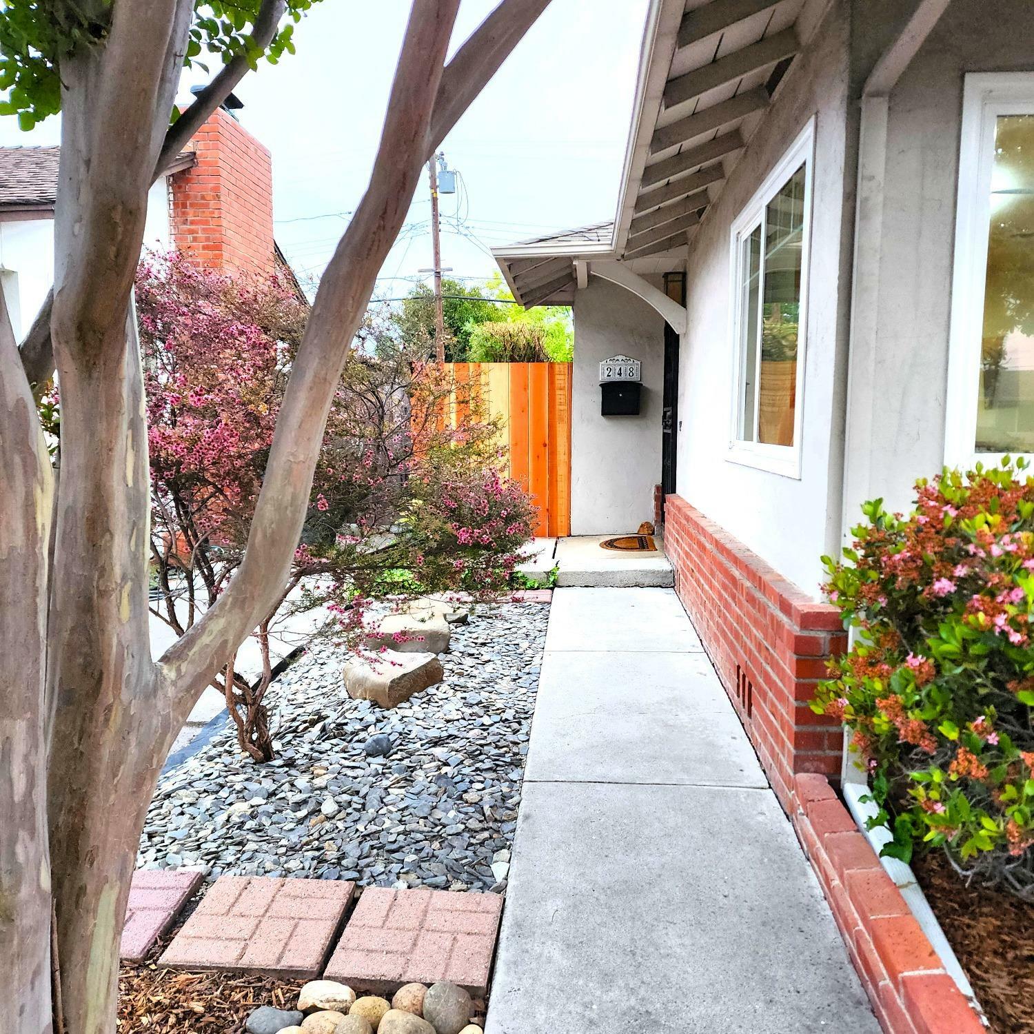 Property Photo:  248 Alturas Avenue  CA 94085 