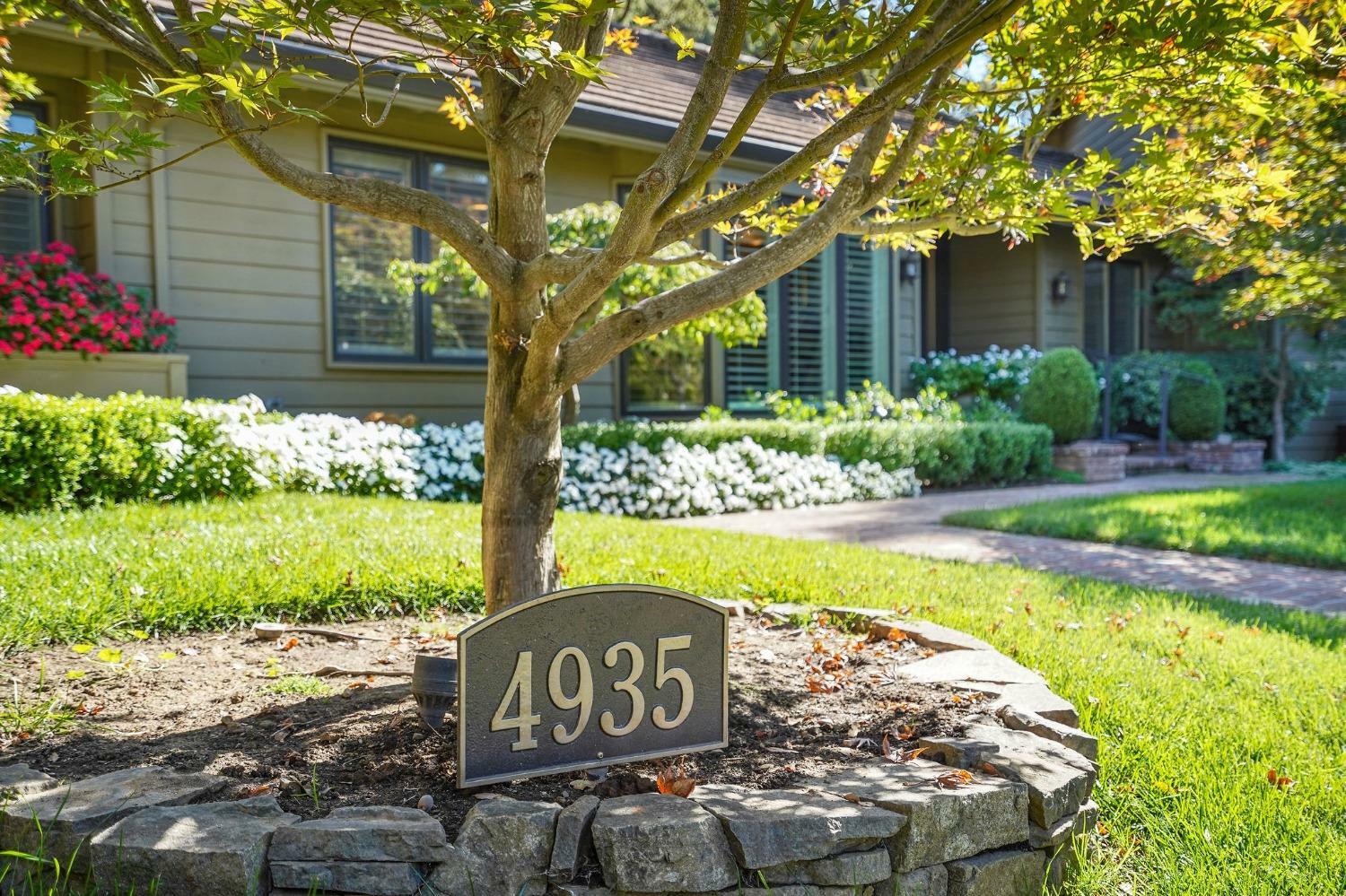 Property Photo: 4935 Sudbury Way CA 95608