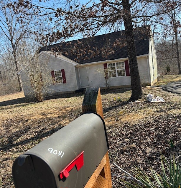 Property Photo: 9041 Redbud Ln TN 37137