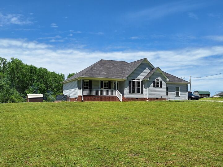 Property Photo:  92 Jenkins Dr  TN 37334 