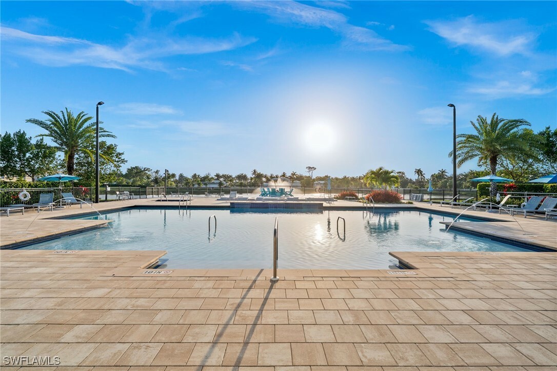Property Photo: 4558 Arboretum Circle 103 FL 34112