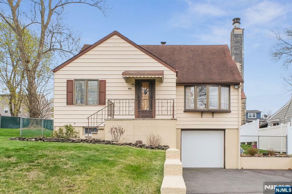 Property Photo: 40 Ridgeview Drive NJ 07424