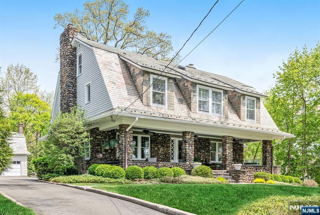 Property Photo: 33 Barrington Road NJ 07450