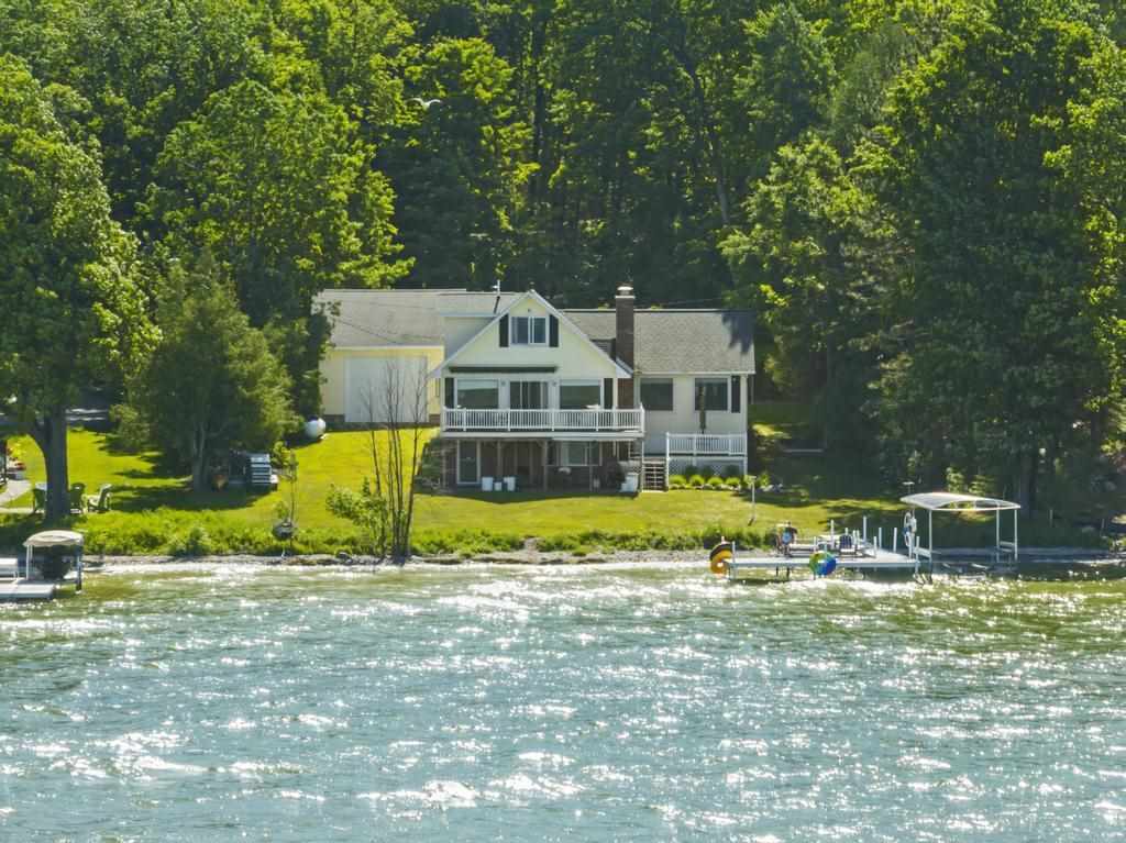 Property Photo: 1553 Nippissing MI 49749