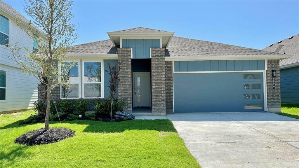 Property Photo:  10617 Zircon Lane  TX 76036 