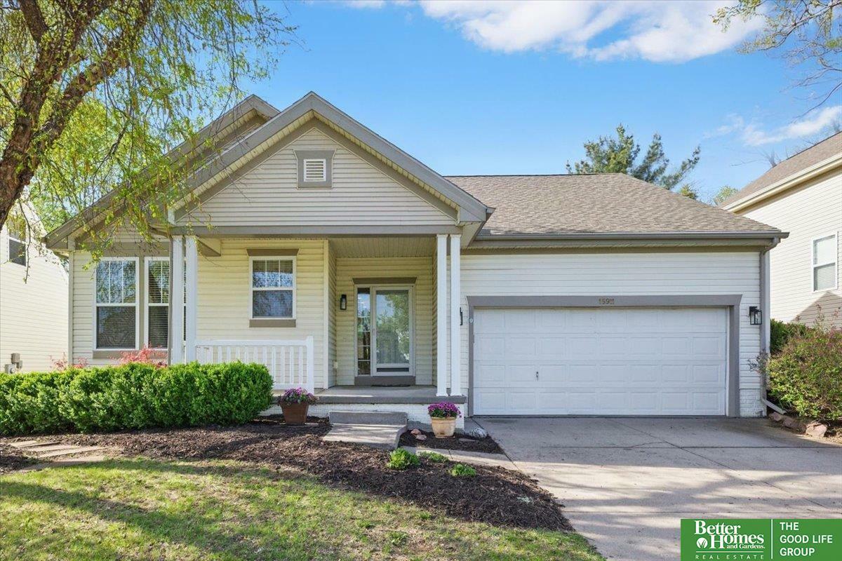 Property Photo: 15911 Berry Street NE 68135