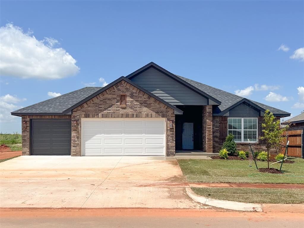 Property Photo: 12109 Birch Street OK 73099
