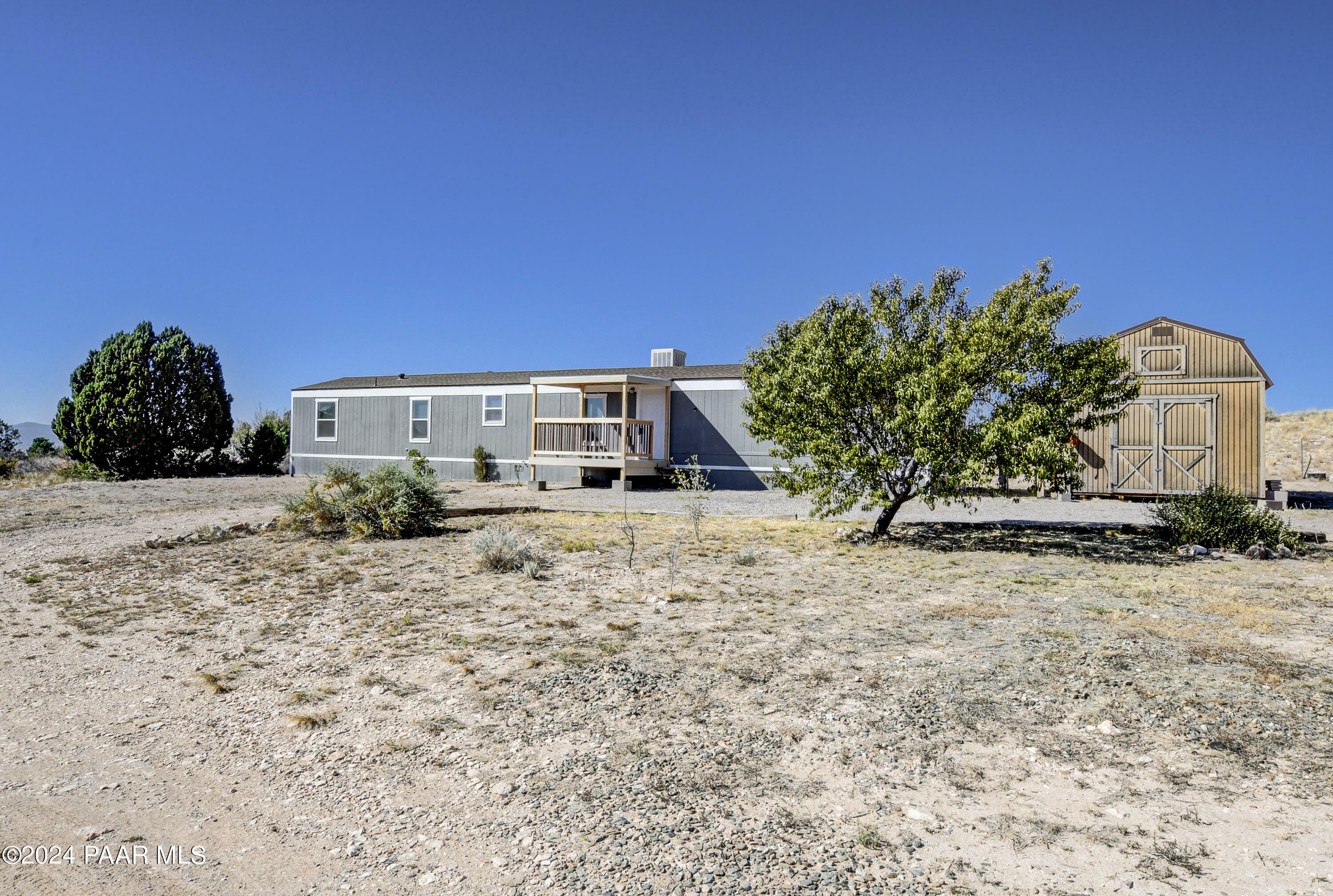 Property Photo: 427 E Peterson Road AZ 86334