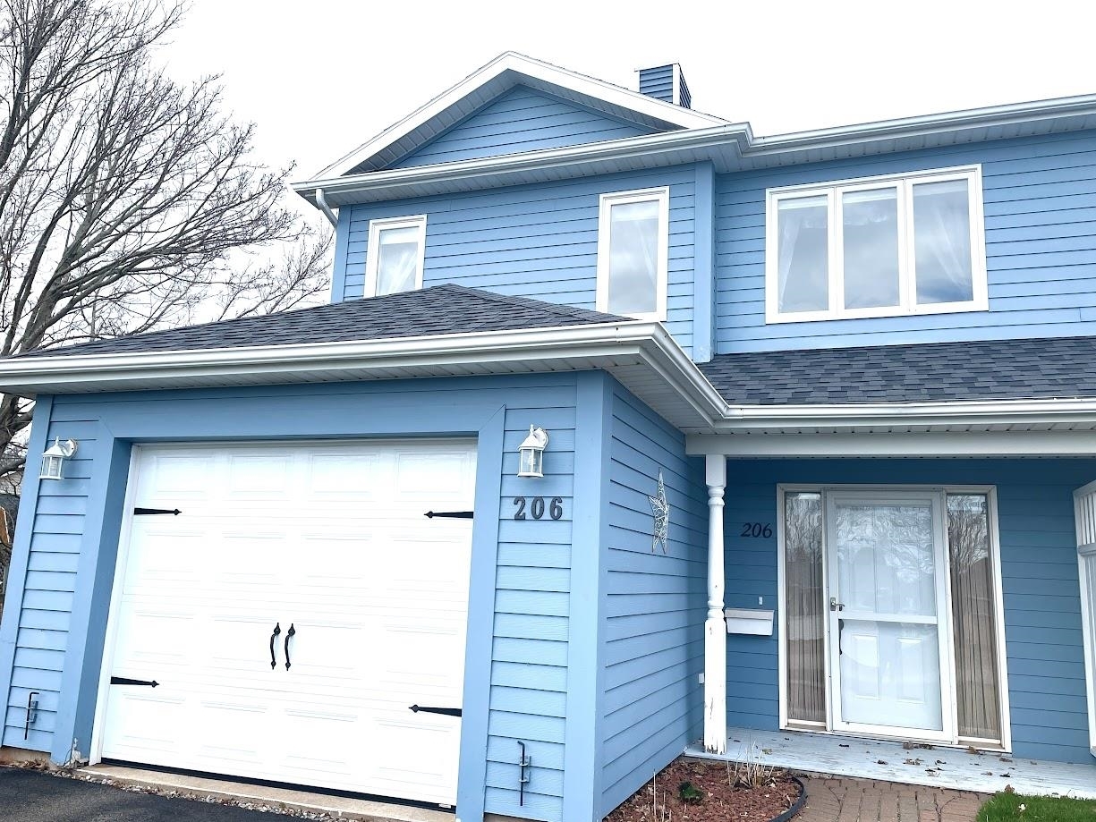 Photo de la propriété: 206 Marine Avenue PE C1N 6N9