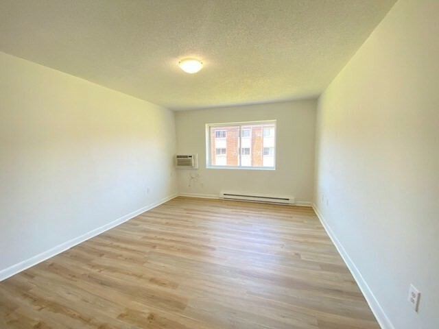 Property Photo: 9 Weld Street 23 MA 01702