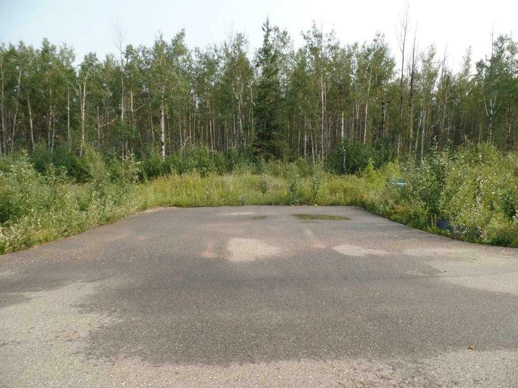 Property Photo: 13348 672A Township 314 AB T0A 2C0