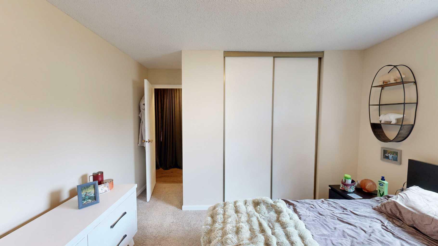 Property Photo: 405 Columbia Boulevard W 102 AB T1K 5R8