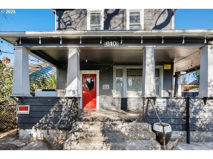 Property Photo: 610 W Fourth Plain Blvd A WA 98660