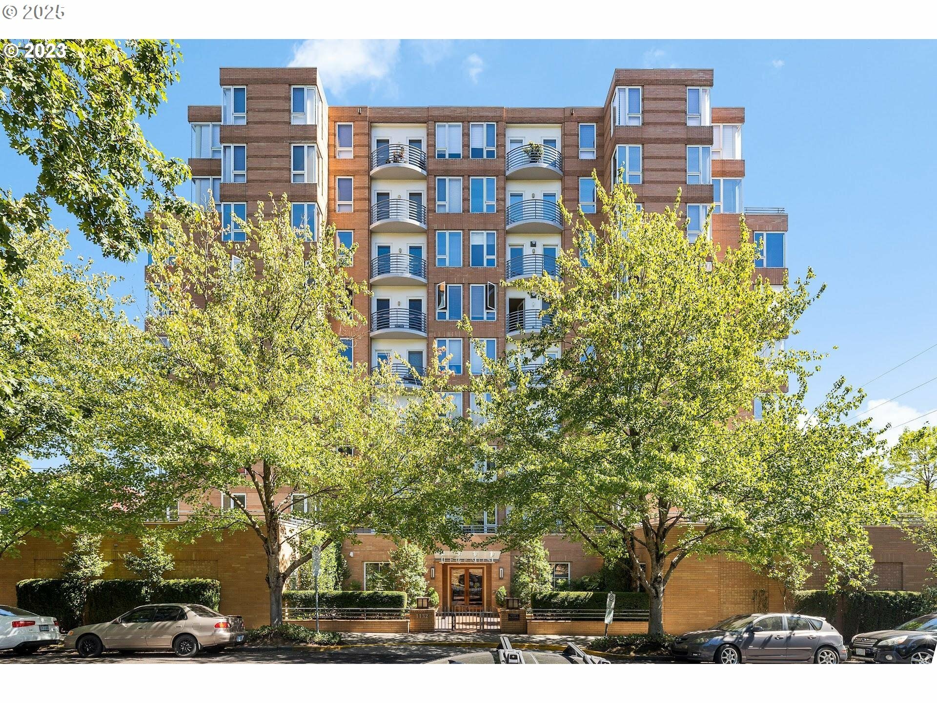 Property Photo: 1132 SW 19th Ave 809 OR 97205