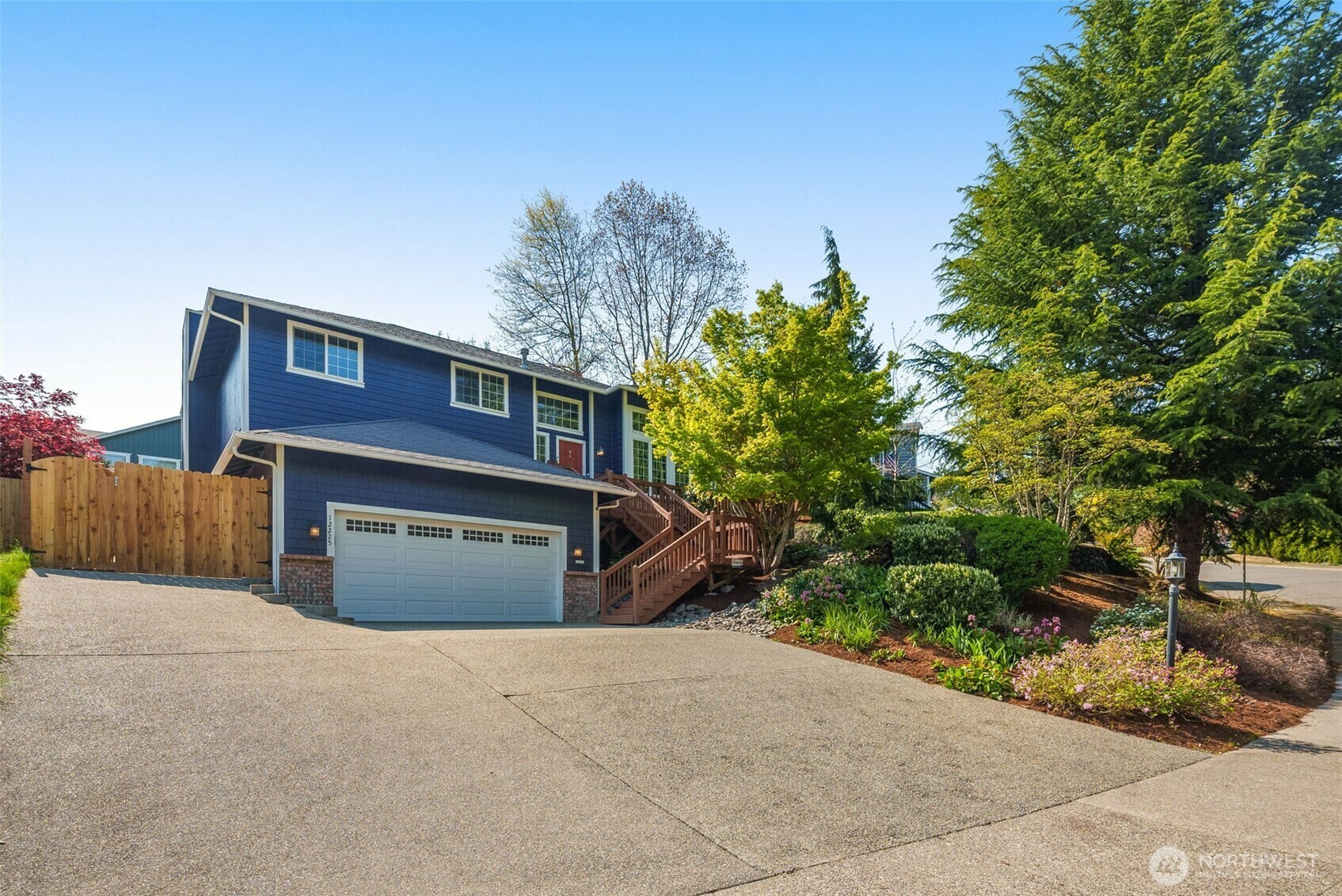 Property Photo: 12225 SE 204th Street WA 98031