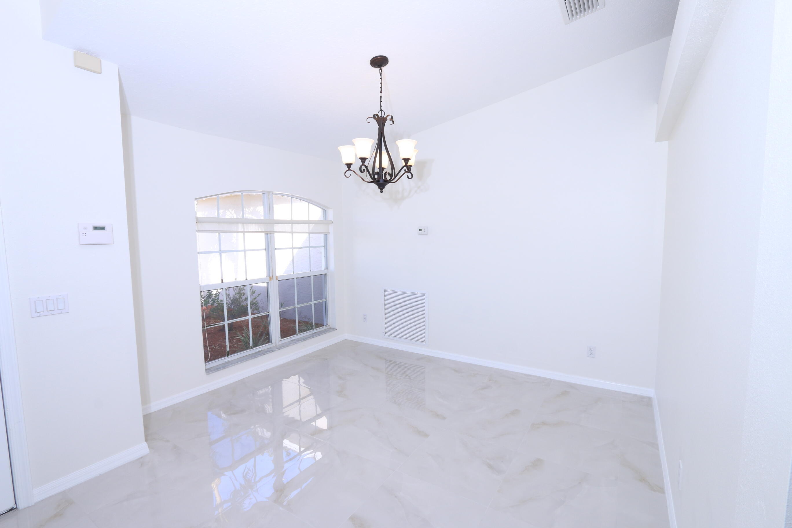 Property Photo: 518 SE Nome Drive FL 34984