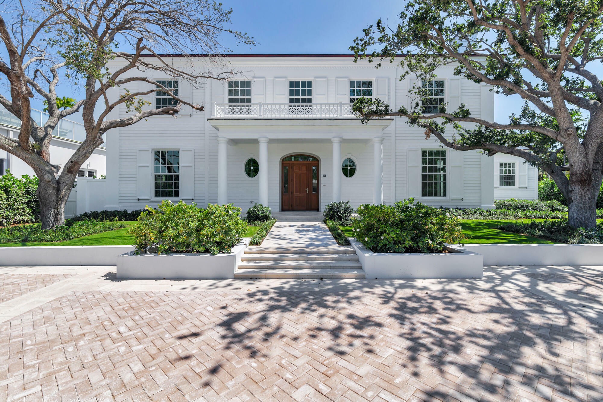 Property Photo:  234 Miramar Way  FL 33405 
