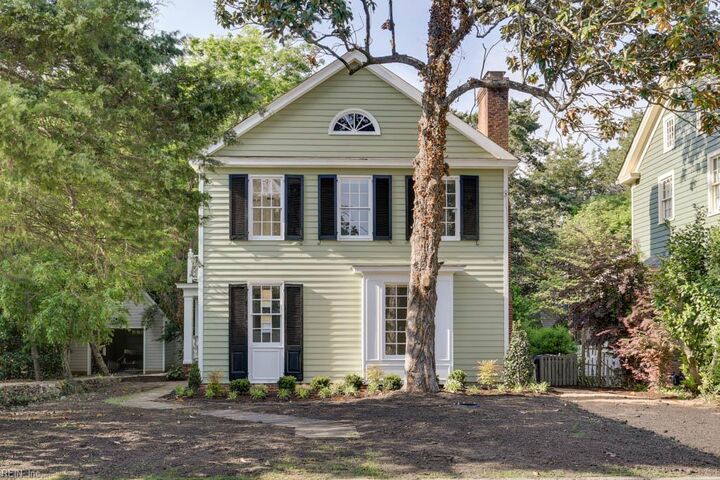 Property Photo: 503 Newport Ave VA 23185