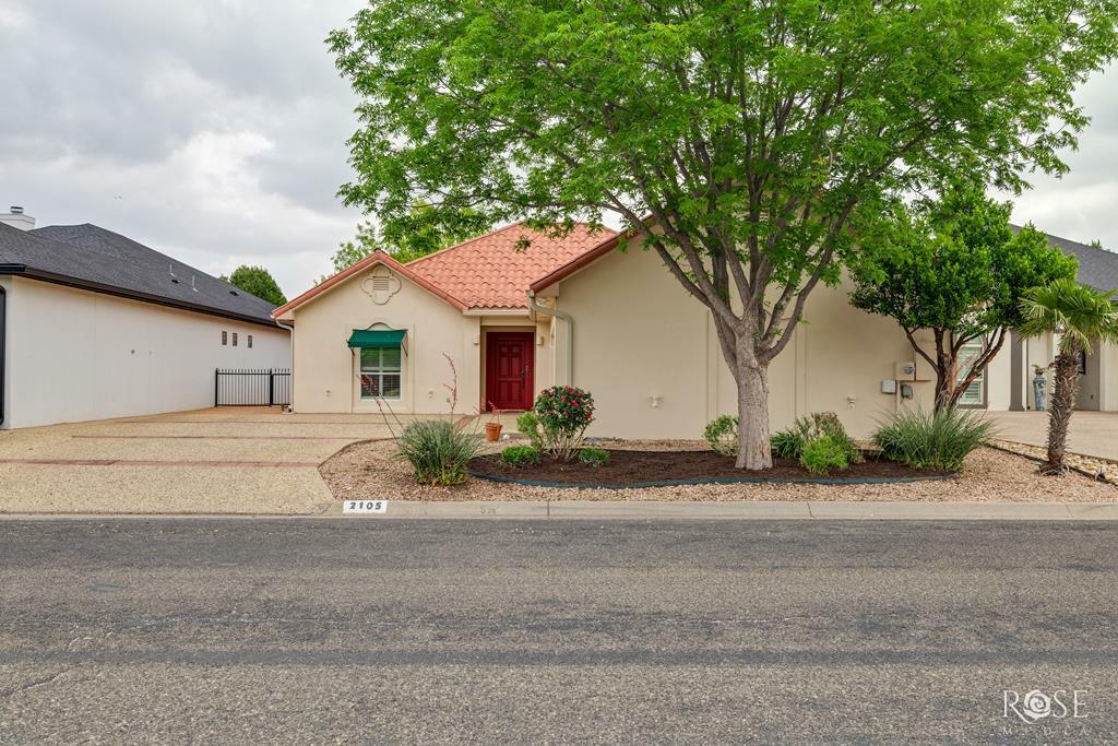 Property Photo: 2105 Valleyview Dr TX 76904