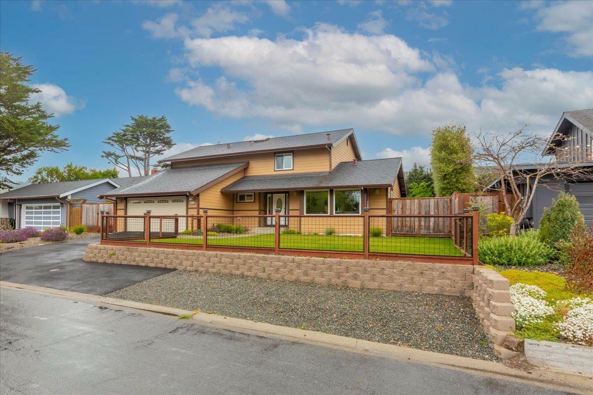 Property Photo: 2013 Avignon Place CA 94019