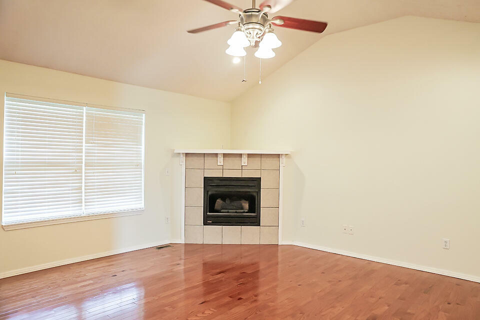 Property Photo: 611 S Monterrey Avenue MO 65802