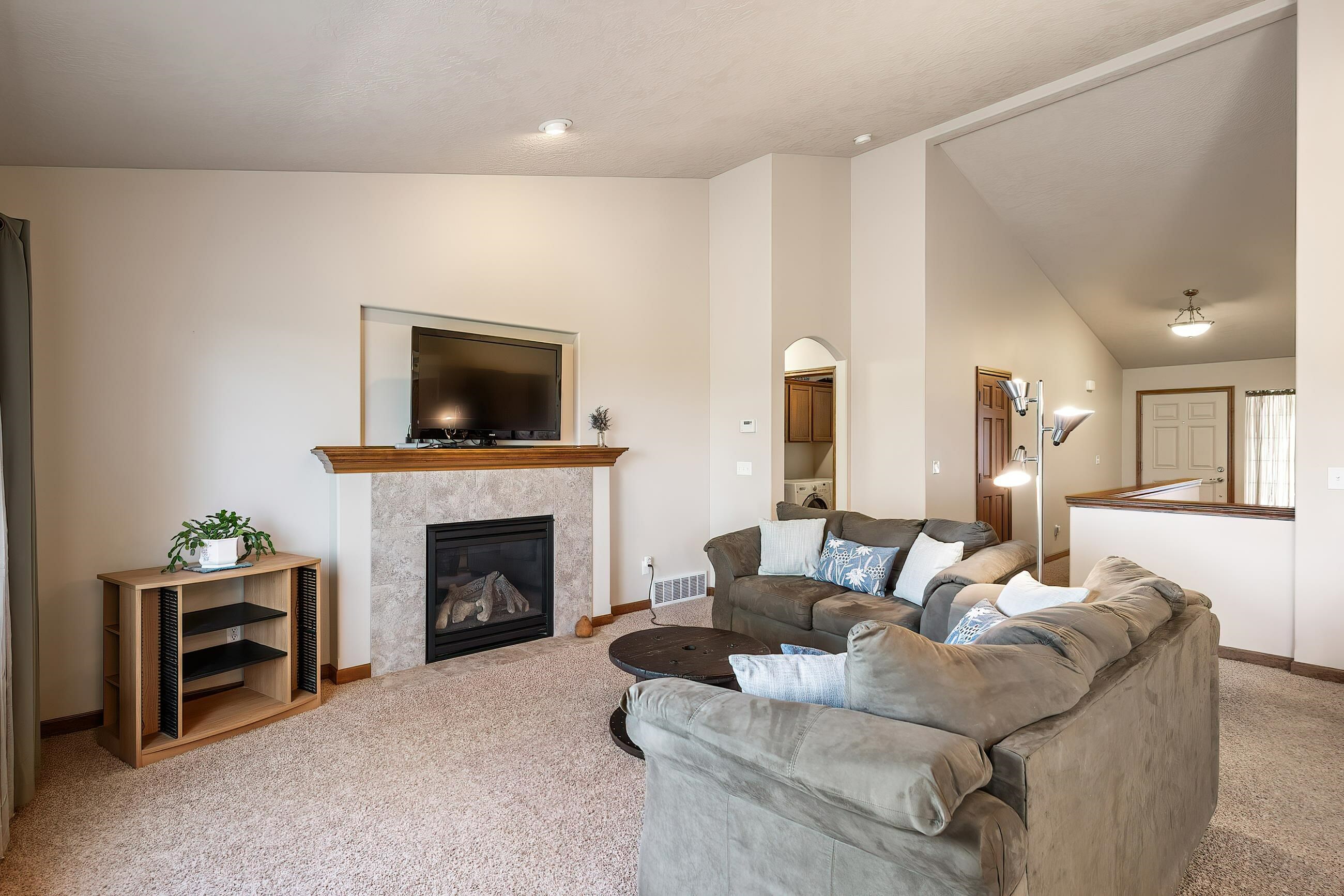 Property Photo:  1811 S Canyon Woods Ln  WA 99224 
