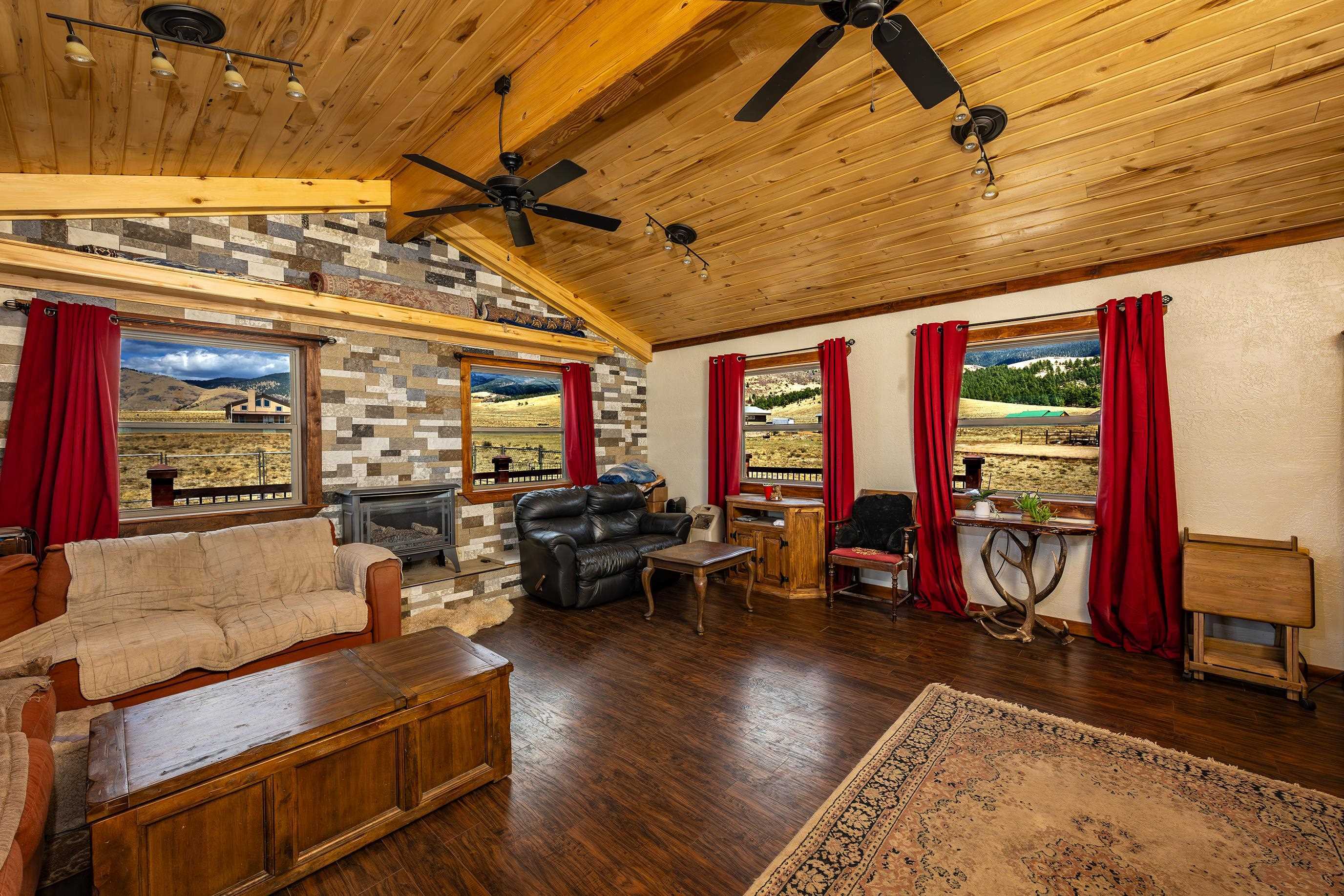 Property Photo:  11 Koala Ct  NM 87718 