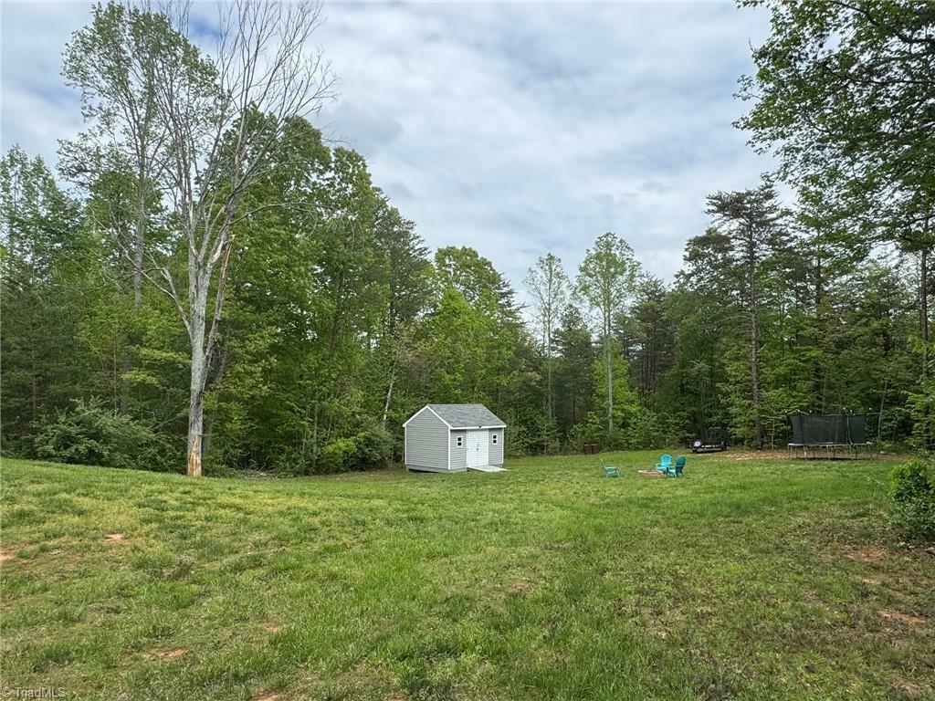 Property Photo: 203 Cross Country Chase NC 27357