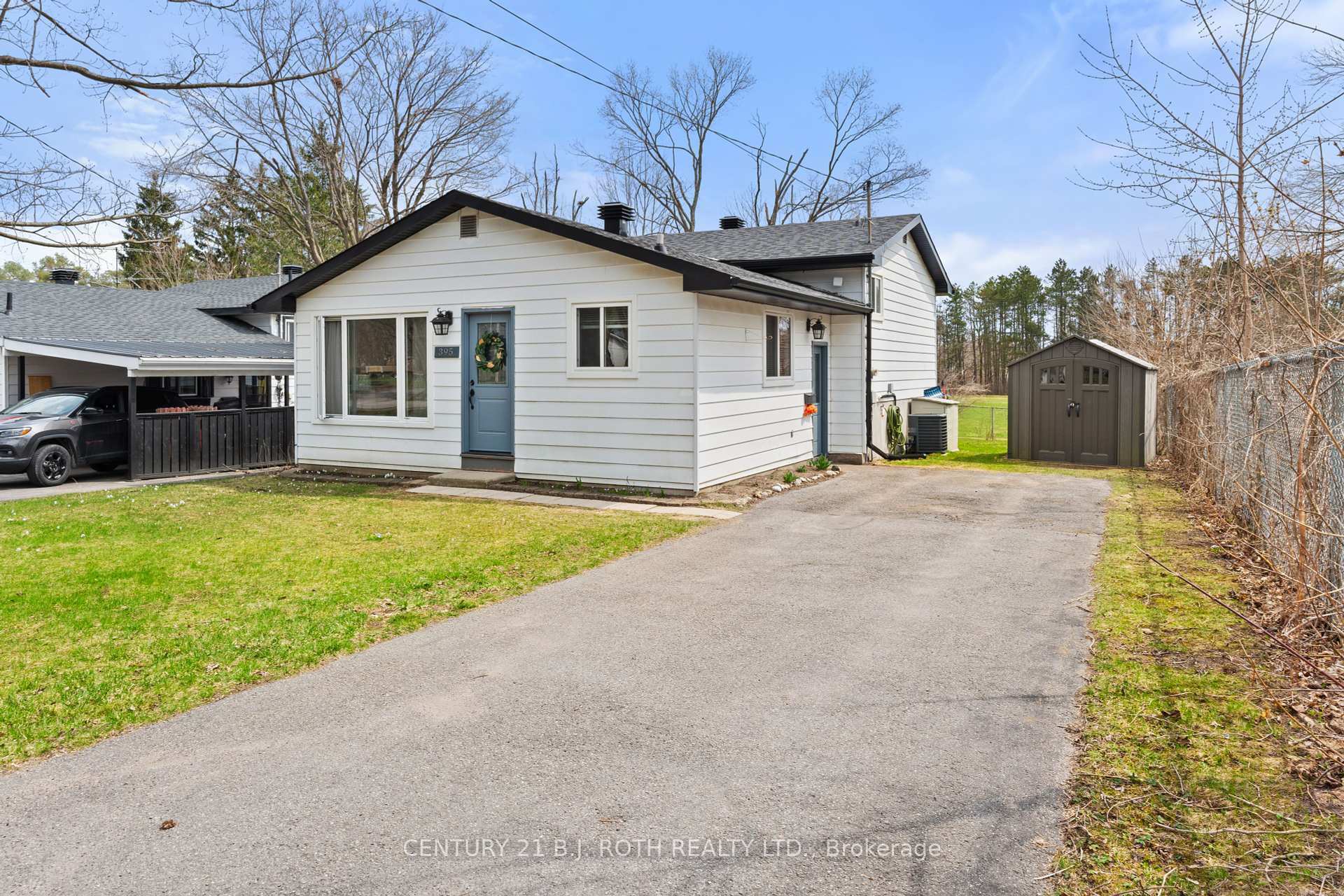 Photo de la propriété:  395 Homewood Avenue  ON L3V 3K9 