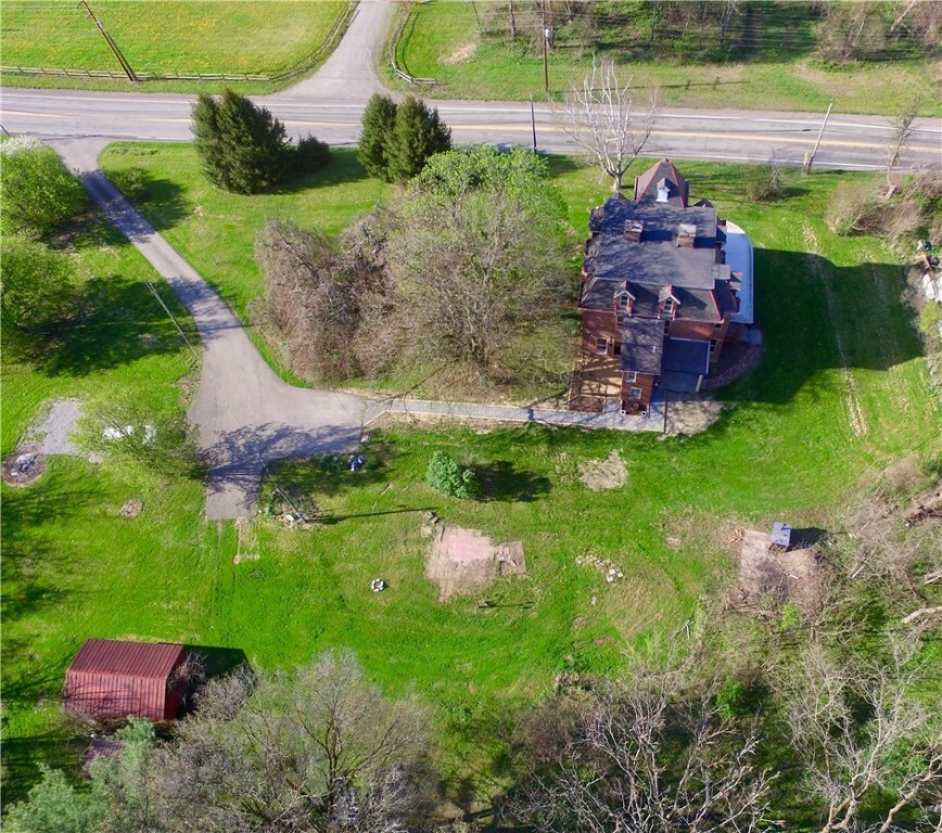 Property Photo: 1138 State Route 31 State Route 31 PA 15688