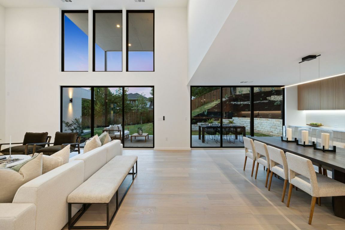 Property Photo: 105 Scamper Cove TX 78734