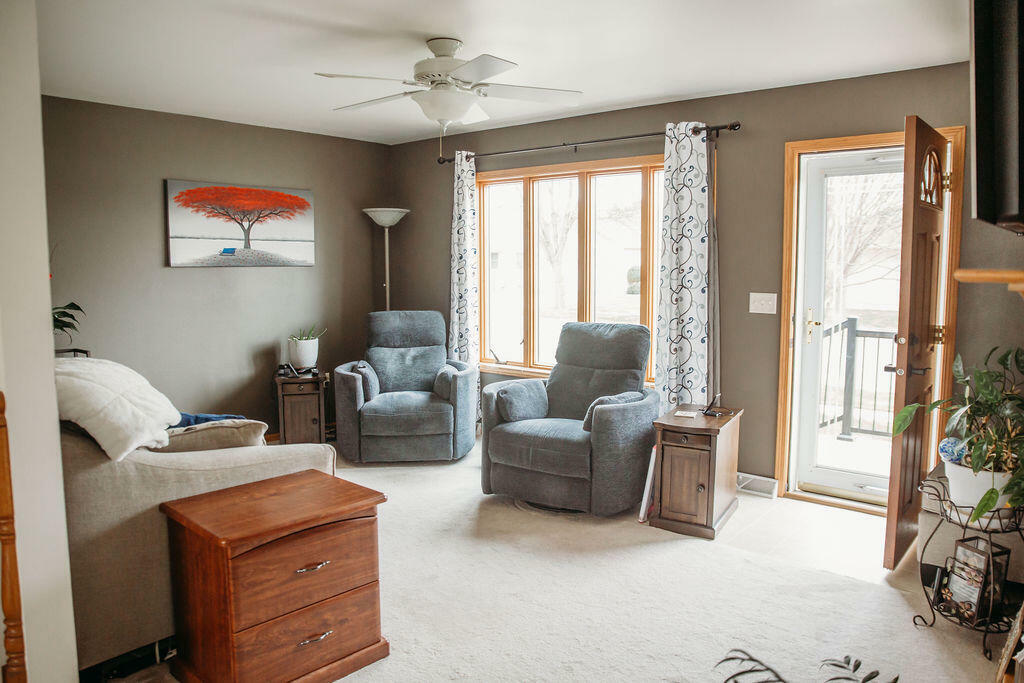 Property Photo: 1020 Diamond St SD 57401