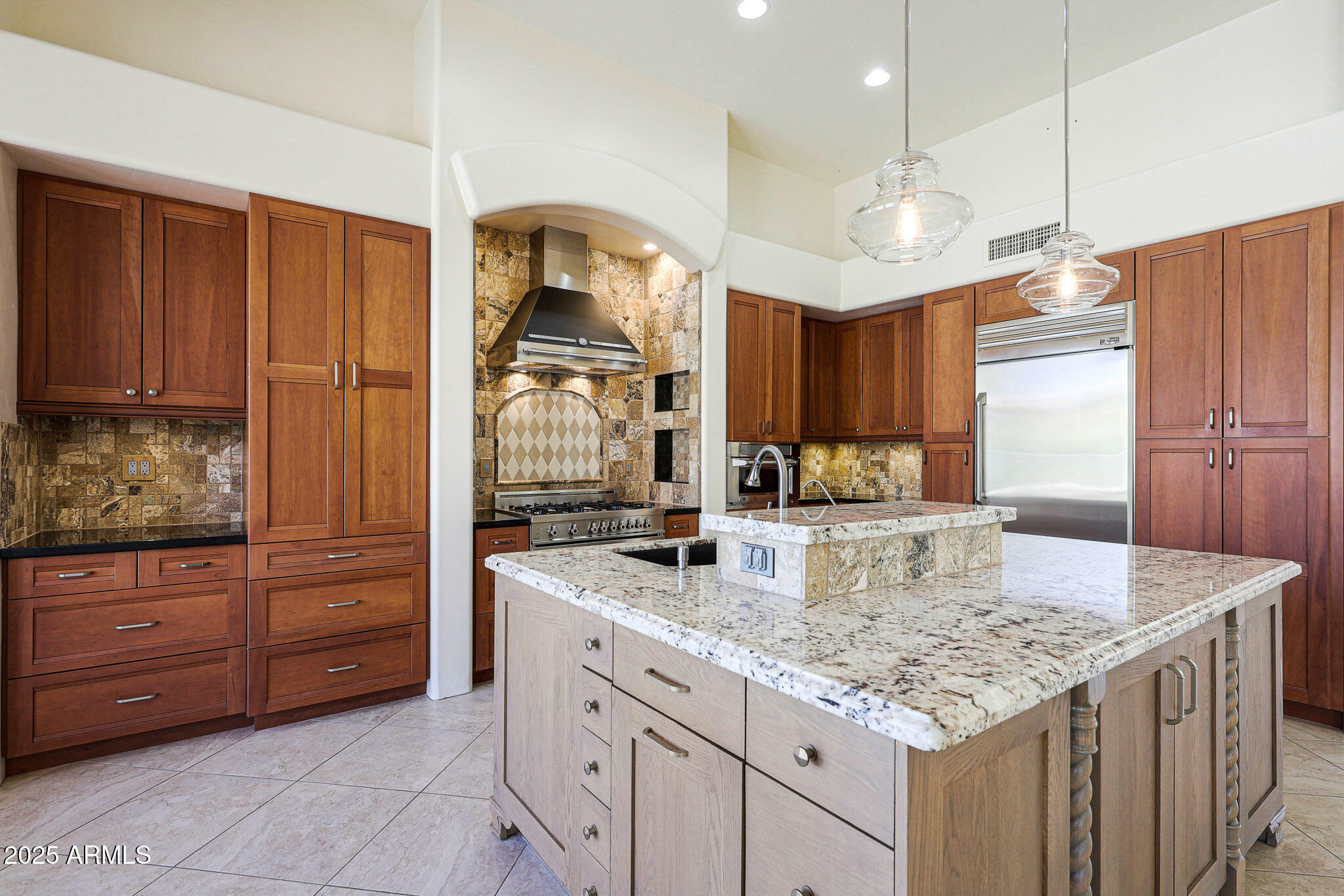 Property Photo: 11856 E Parkview Lane AZ 85255