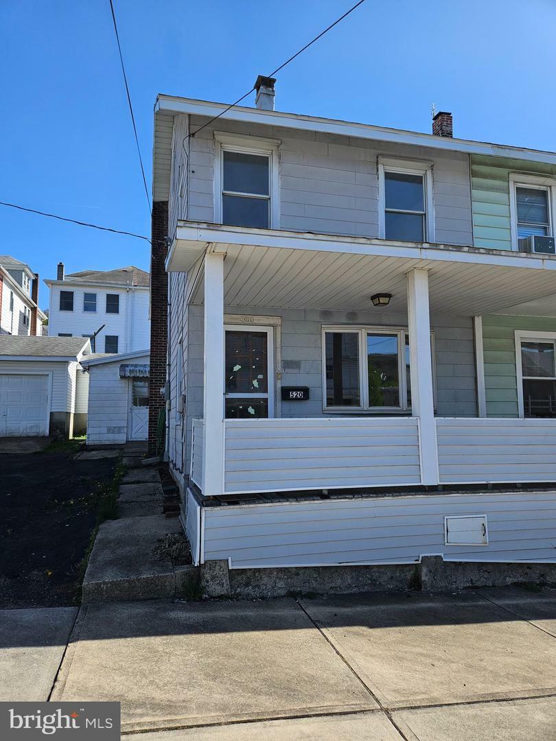 Property Photo: 520 E Patterson Street PA 18232