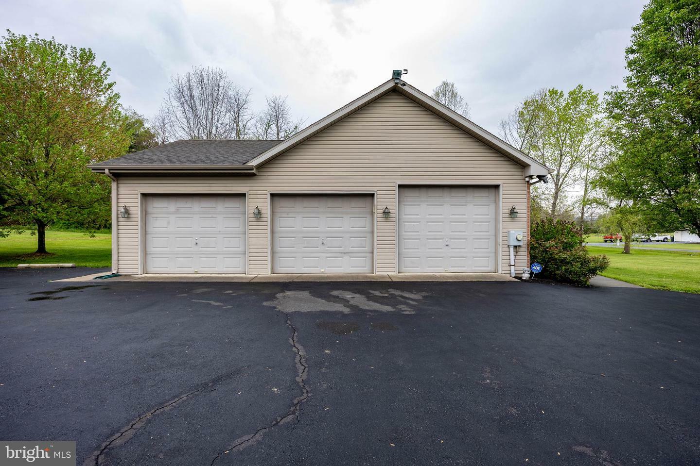 Property Photo: 63 Sharons Lane WV 25403