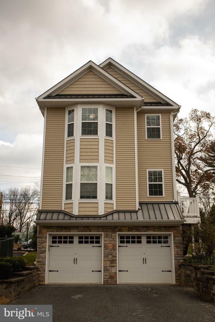 Property Photo: 833 N Jackson Street B PA 19063